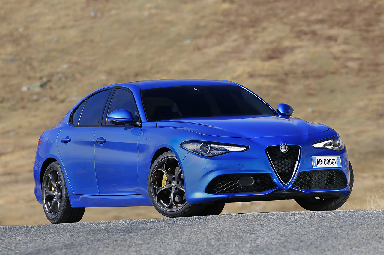 Alfa Romeo Giulia mit „Auto Trophy 2016" ausgezeichnet