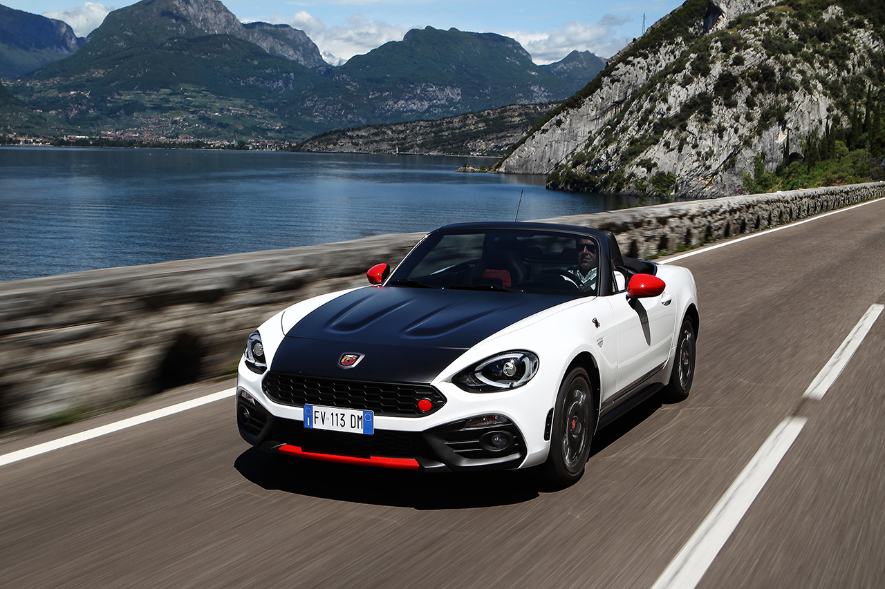 Abarth 124 Spider