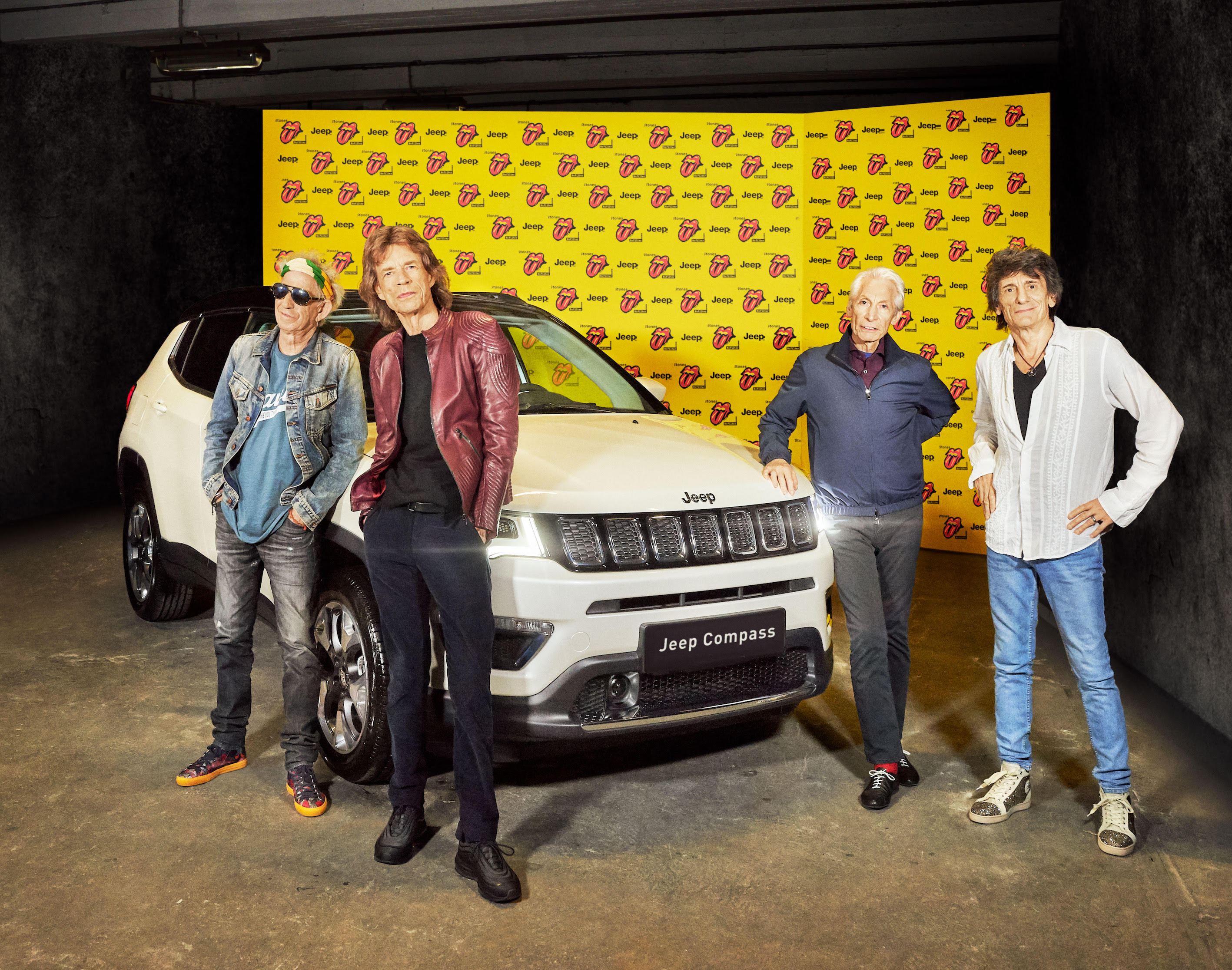 Rolling Stones und Jeep® Compass rocken Paris beim Abschlusskonzert der Europa-Tournee
