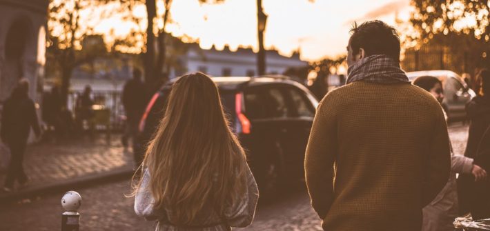 Autoreisen: Smartphone vs. Gespräche