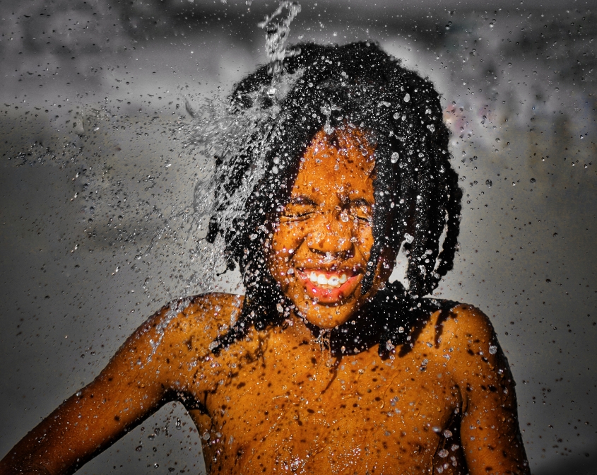 Reinhold Fischer gewinnt mit seinem Foto "Wasser marsch!" den Pixum Endless Summer Fotowettbewerb