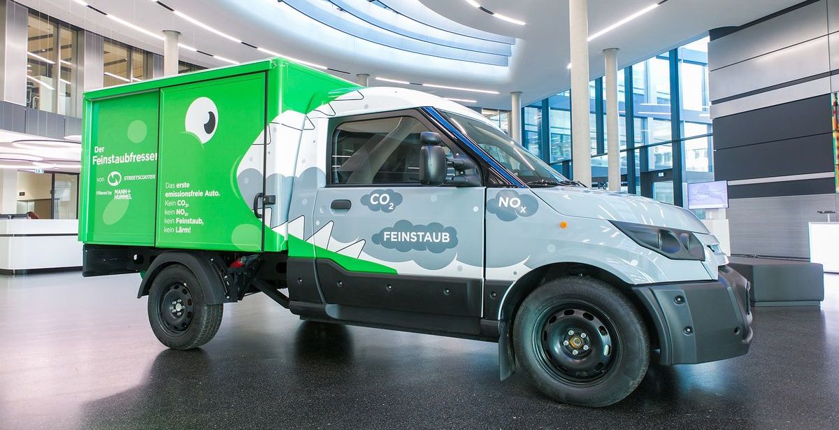 Die Deutsche Post DHL Group, StreetScooter und Mann+Hummel präsentieren das weltweit erste emissionsneutrale Fahrzeug