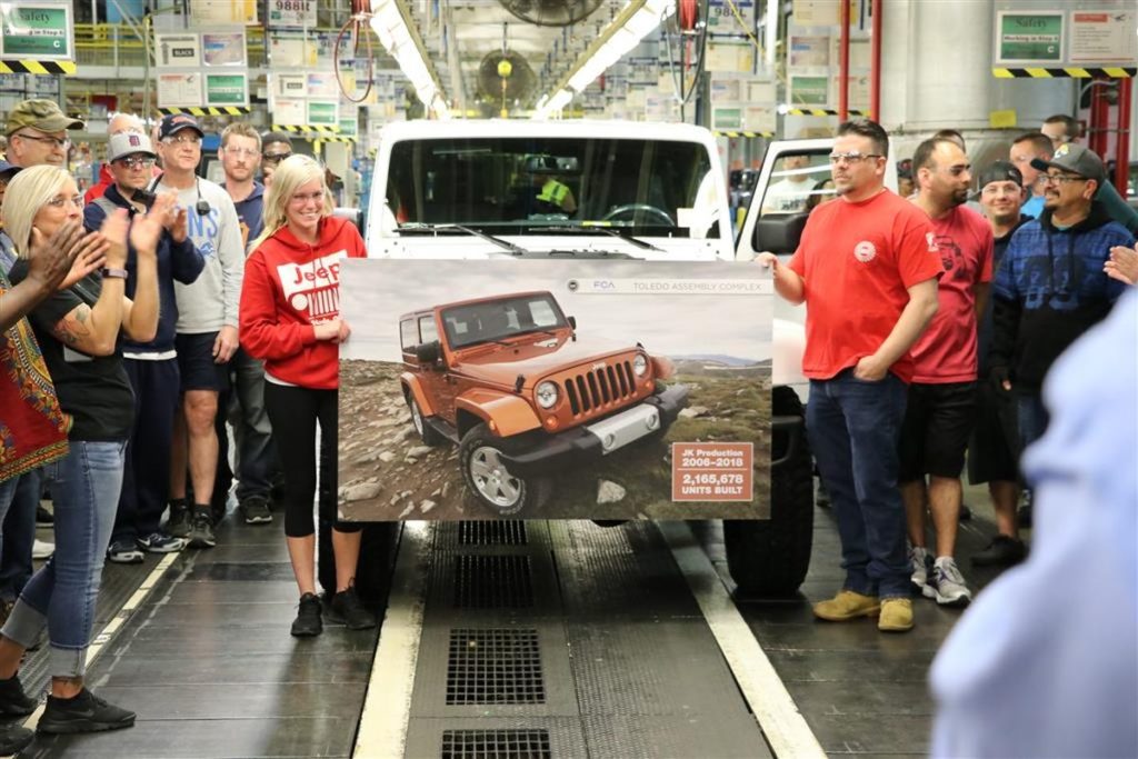 FCA US Werk Toledo baut den letzten Jeep® Wrangler (JK)