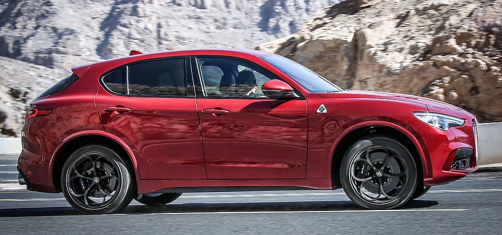 Alfa Romeo Stelvio Quadrifoglio zum „SUV des Jahres 2018" gekürt