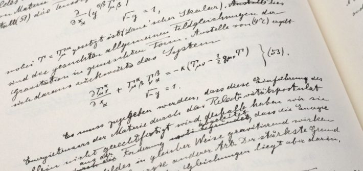 Als limitiertes Buch: Die "Allgemeine Relativitätstheorie" von Albert Einstein