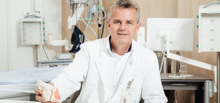 "Sehr realistischer Eindruck einer Herz-Operation aus vielen Perspektiven" - Prof. Martens operiert heute am offenen Herzen bei Kabel Eins