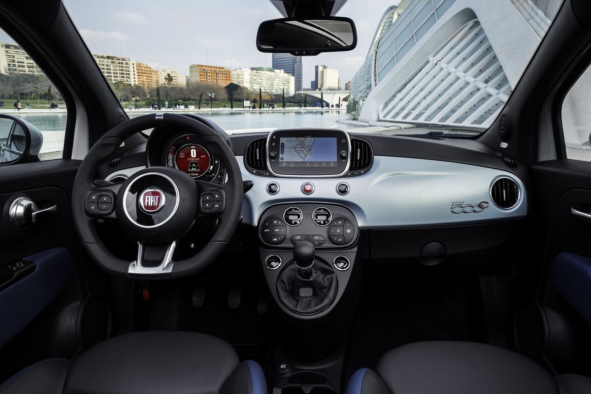 Fiat startet Elektrifizierung mit Hybrid-Versionen von Fiat 500 und Fiat Panda