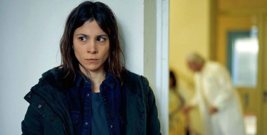 Aylin Tezel dreht "Void" für ZDFneo