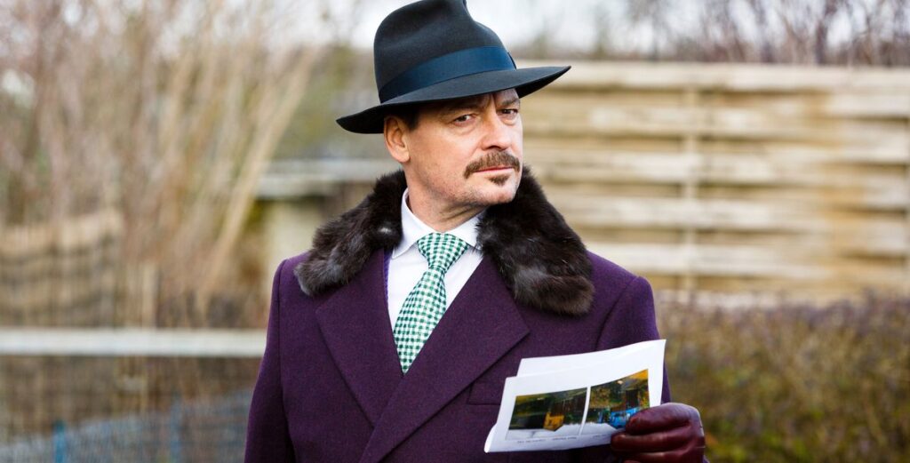 Der Dandy unter den Anwälten ist zurück