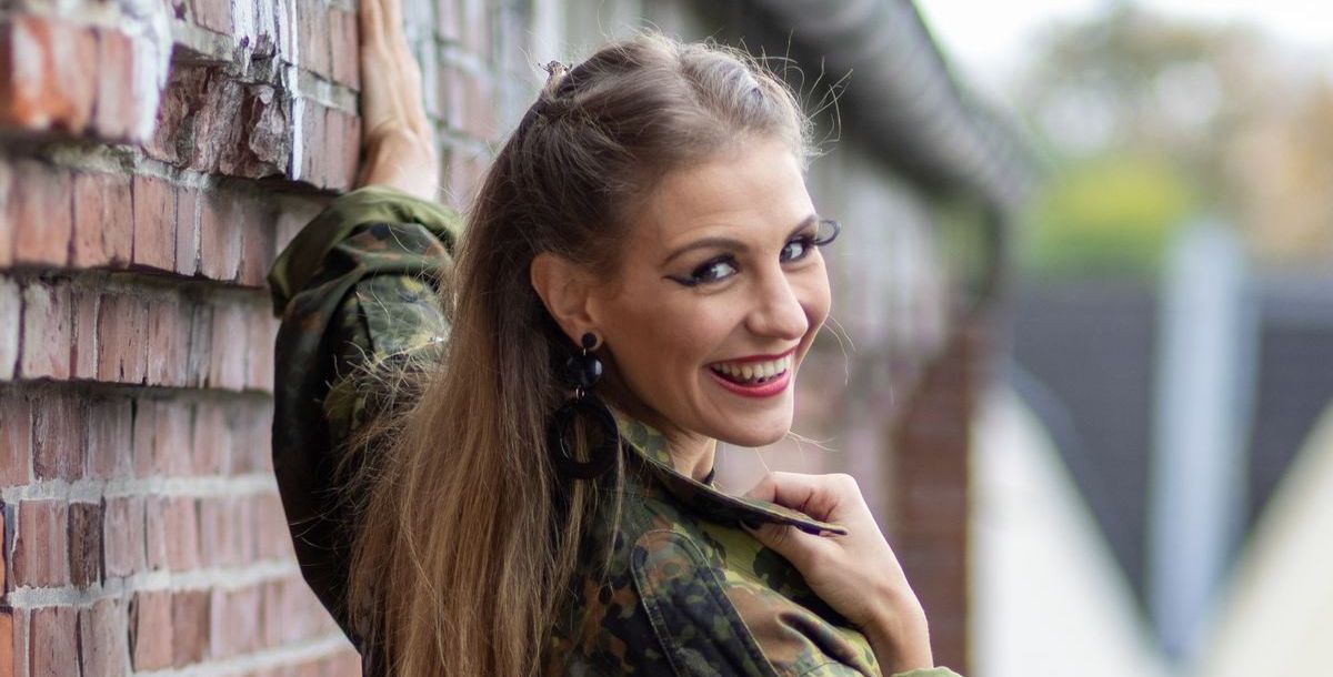 Digitale Liebe: Stefanie Schanzleh mit Shooting für eigene Single