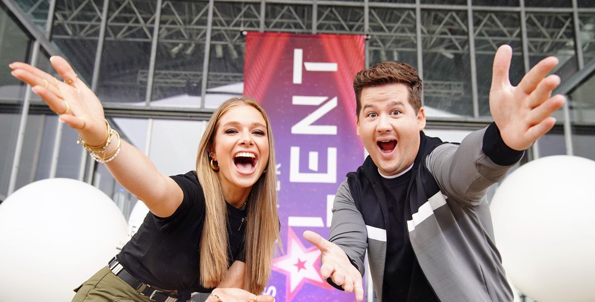 Lola Weippert und Chris Tall moderieren "Das Supertalent" 2021