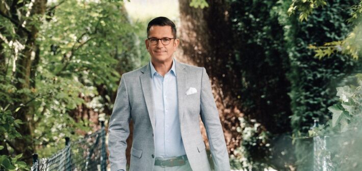 Bei RTLZwei: Die Liveshow "Mieten Kaufen Live - mit ImmoScout24"