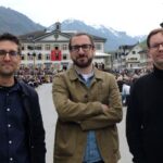 Die Podcaster von „Servus. Grüezi. Hallo.“ kommen mit TV-Doku