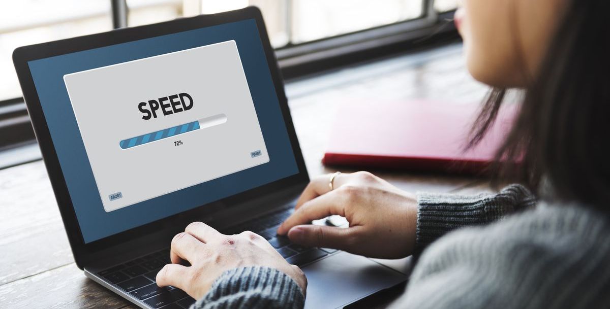 Wie man die Ladegeschwindigkeit einer Website verbessert: Einfache Tipps für Webentwickler