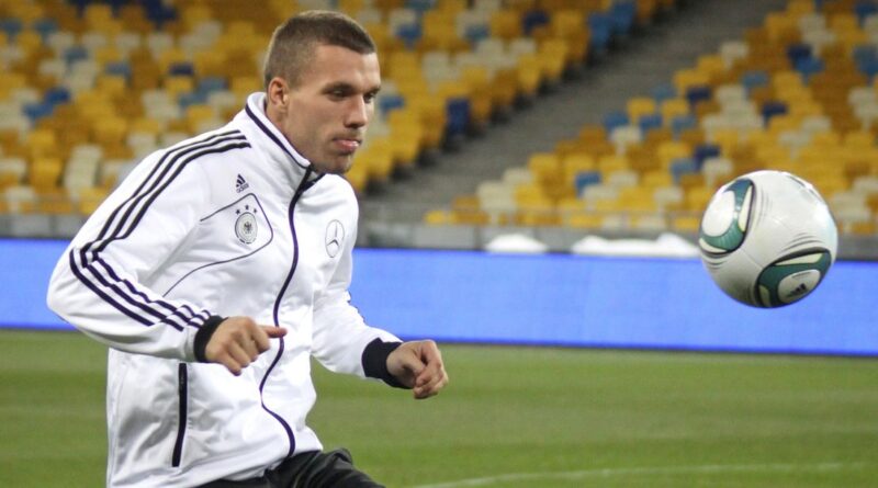 Lukas Podolski beendet Karriere mit Abschiedsspiel in Köln