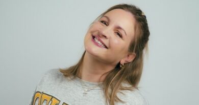 "RPR1."-Moderatorin Laura Nowak erwartet erstes Kind