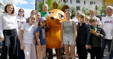 Maus-Figur (WDR) kehrt nach Kuraufenthalt zurück