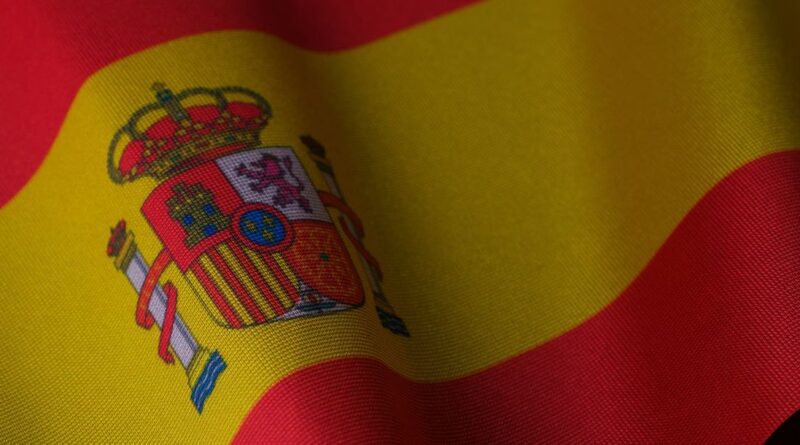 Einfach buchen: Spanier mit Advertorial in Deutschland