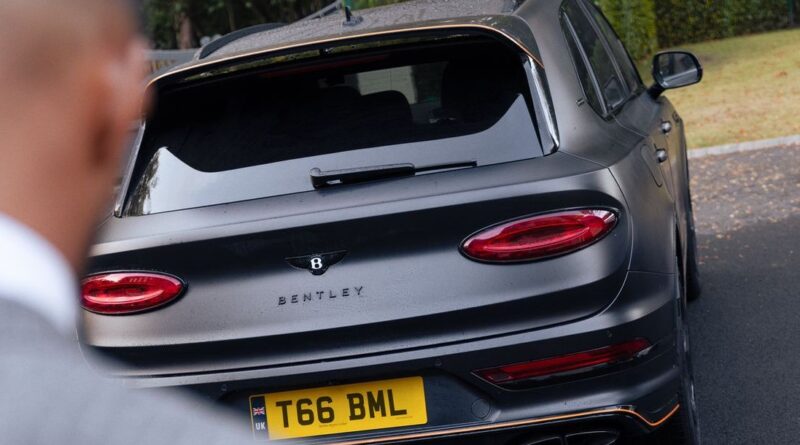 Bentley Motors verpflichtet Cody Gakpo als Markenbotschafter