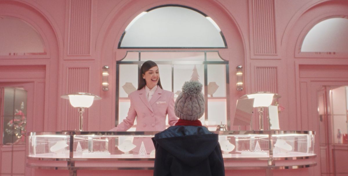 Roman Coppola inszeniert Festtagskollektion für Pandora