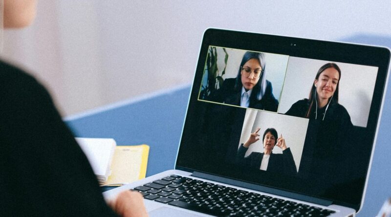 "Zoom Ahead" - globale Markenkampagne mit Bowen Yang