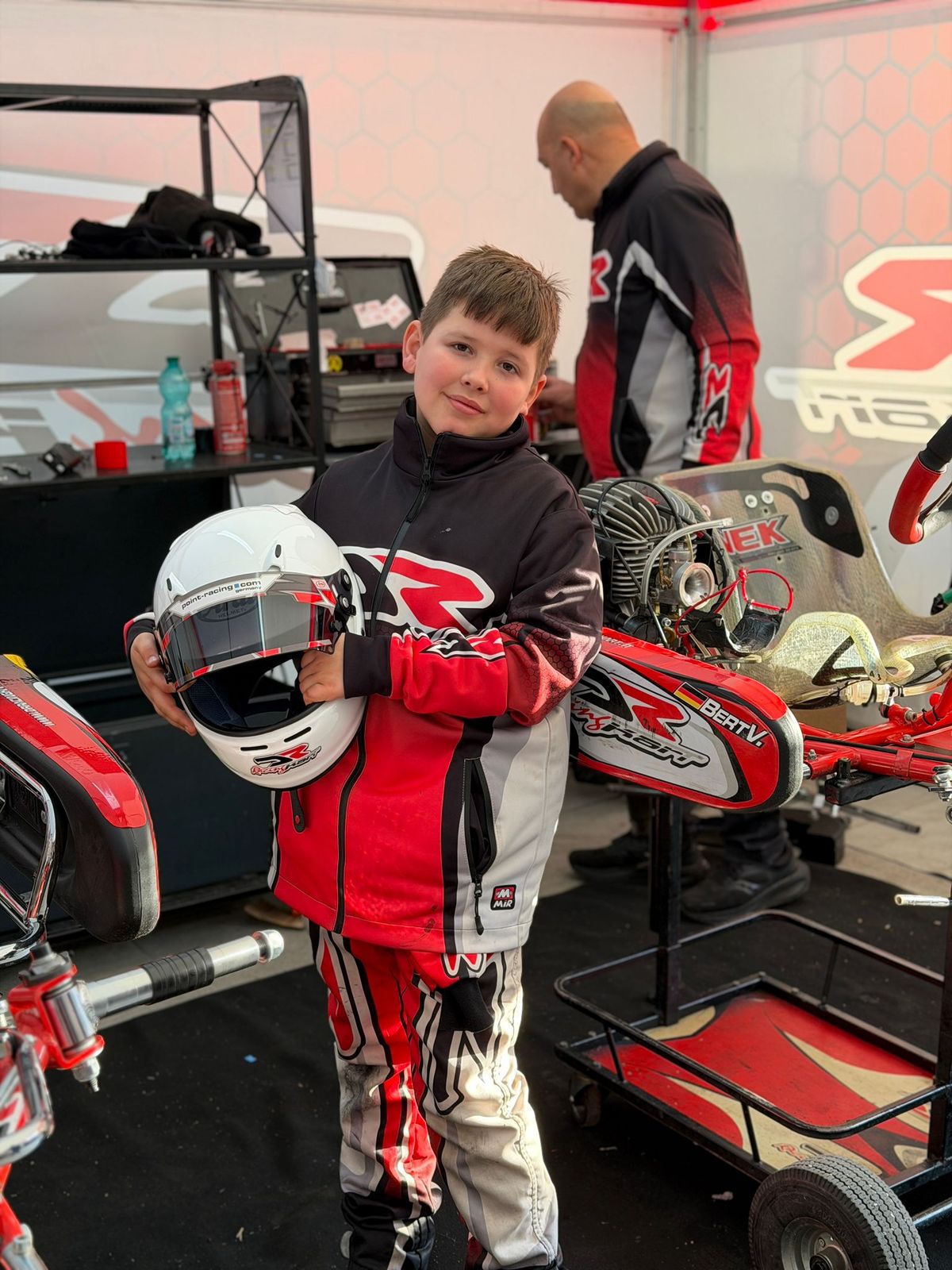 Motorsport-Talent Vincent Bert (9) - 120 km/h im Rennkart