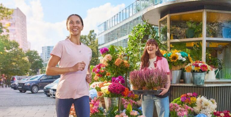 Asics startet weltweite Kampagne mit Beach-Boys-Klassiker