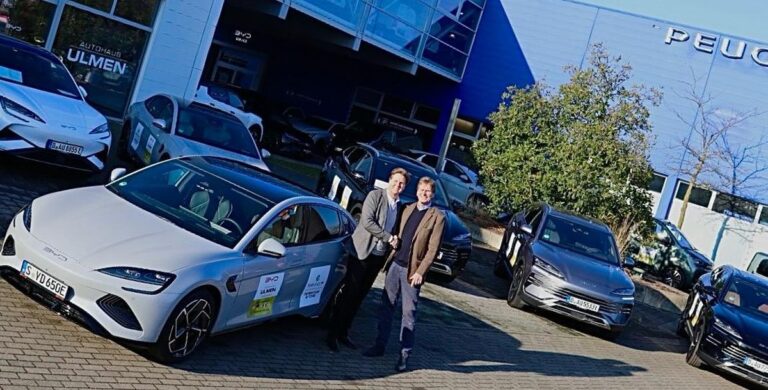 Weltklasse-Tennis in Düsseldorf - Autohaus Ulmen und BYD sorgen für Mobilität