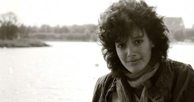 Flashdance (1983): Was steckt hinter der legendären Szene?