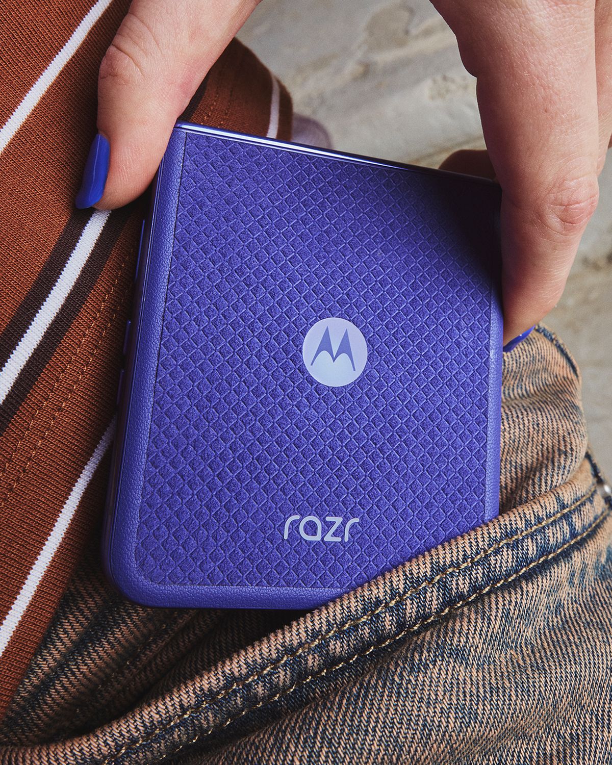 Motorola Razr 70 Ultra - Foldable mit Alcantara und KI