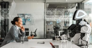 Wie die Stimme von Service-Robotern die Kundenzufriedenheit beeinflusst