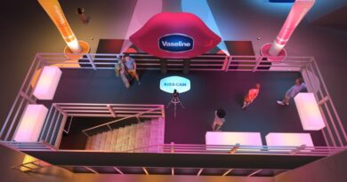 Vaseline Lip lädt Gen Z ein - "Slide Into Real Life"