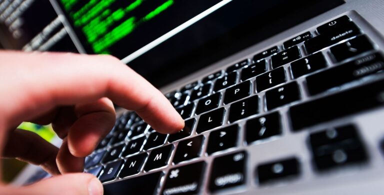 Berlin mit großem Datencheck - für Hacker